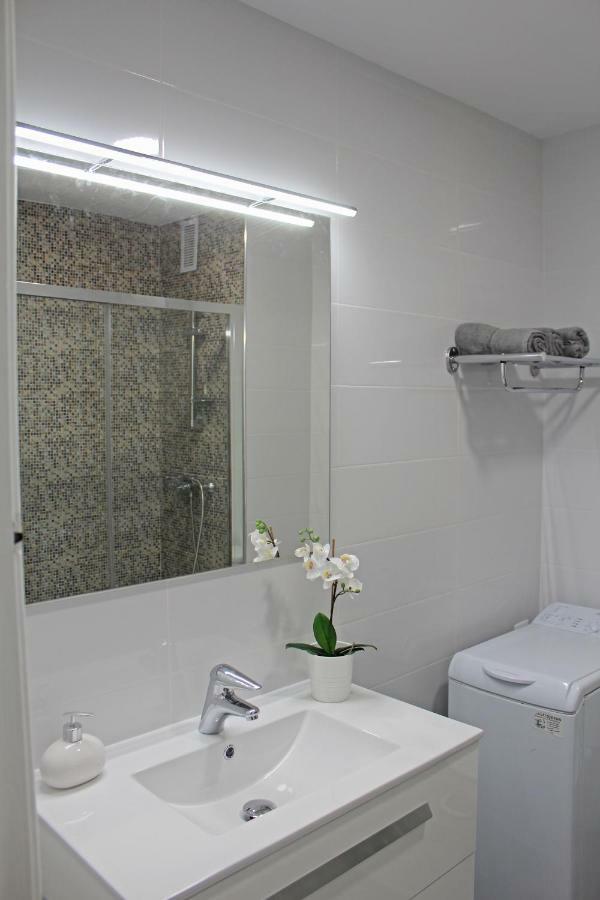 Beach Apartment El Faro Torrox Exterior photo